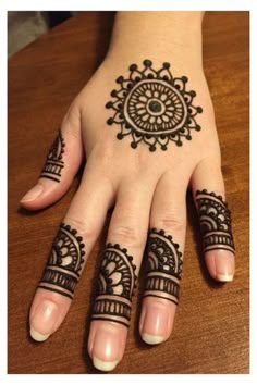 easy back hand mehndi design