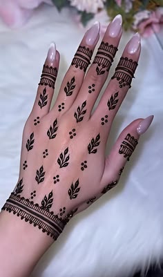 easy back hand mehndi design