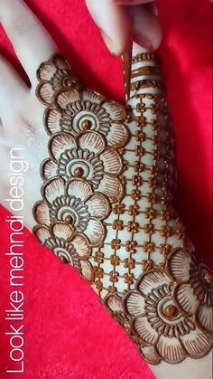 easy back hand mehndi design