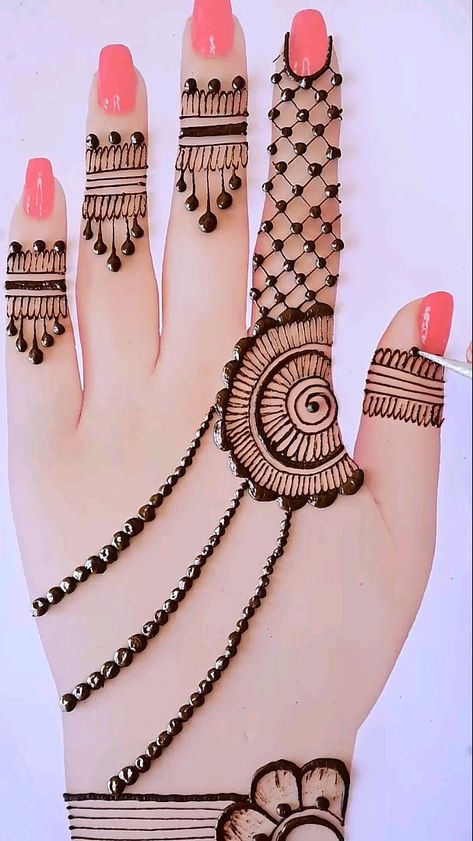 easy back hand mehndi design
