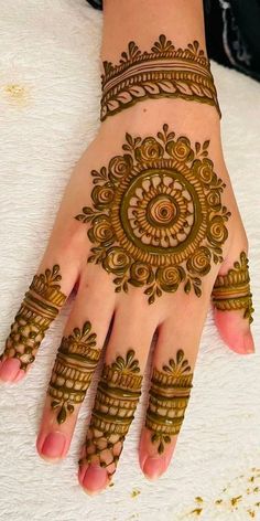 easy back hand mehndi design