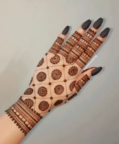 easy back hand mehndi design