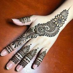 easy back hand mehndi design