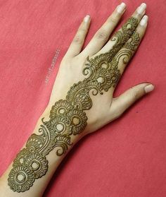 easy stylish full hand mehndi design