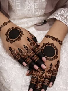 easy stylish full hand mehndi design