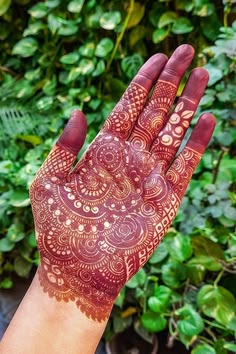 easy stylish full hand mehndi design