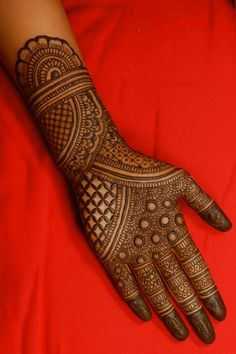 easy stylish full hand mehndi design