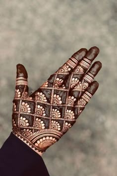 easy stylish full hand mehndi design