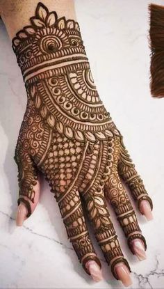 easy stylish full hand mehndi design