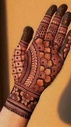 easy stylish full hand mehndi design