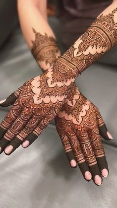 easy stylish full hand mehndi design