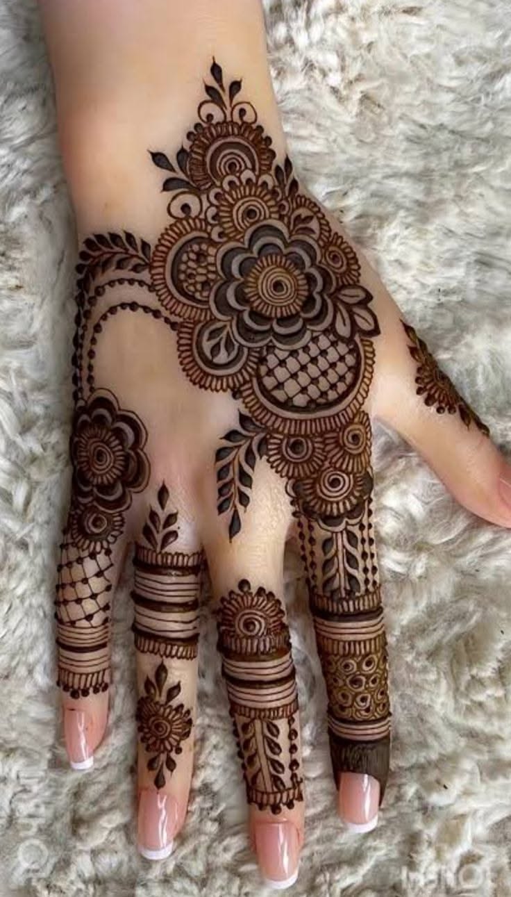 easy simple finger mehndi design