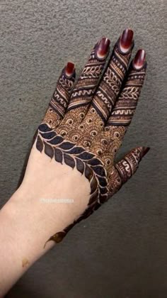 easy simple finger mehndi design