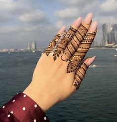 easy simple finger mehndi design