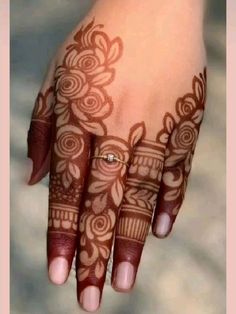 easy simple finger mehndi design