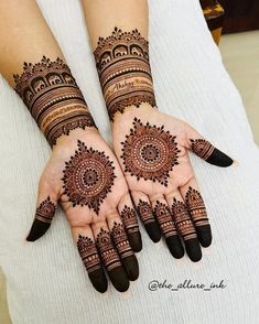 front hand simple mehndi design