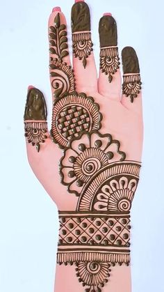 front hand simple mehndi design