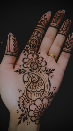 front hand simple mehndi design