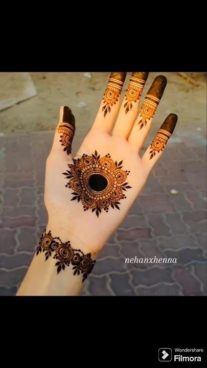front hand simple mehndi design aesthetic easy and beautiful