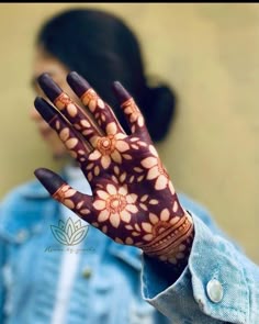 front hand simple mehndi design aesthetic easy and beautiful