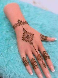 front hand simple mehndi design aesthetic easy and beautiful