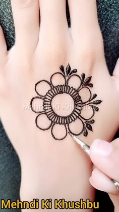 front hand simple mehndi design aesthetic easy and beautiful