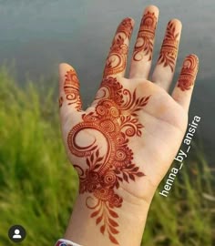 mehendi design simple front hand