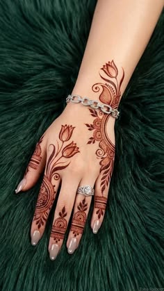 royal front hand mehndi design