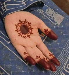 royal front hand mehndi design