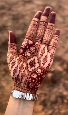 basic easy front hand simple mehndi design