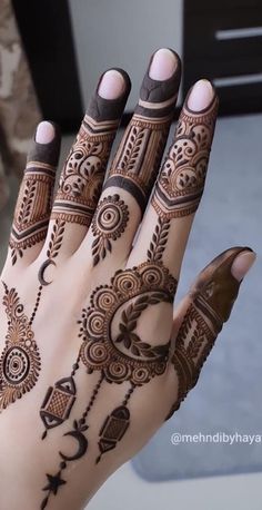 basic easy front hand simple mehndi design