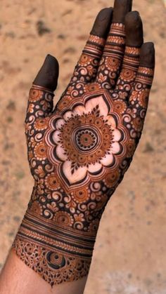 basic easy front hand simple mehndi design