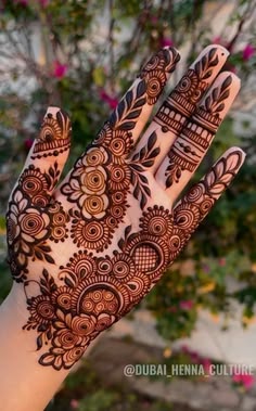basic easy front hand simple mehndi design