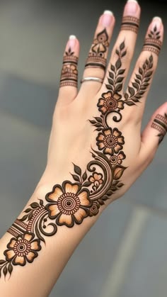 basic easy front hand simple mehndi design