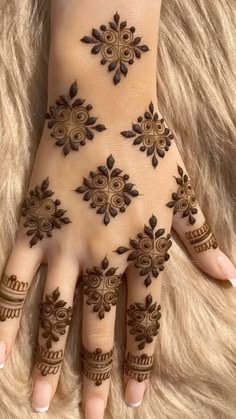 13 back hand mehndi design
