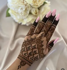 13 back hand mehndi design