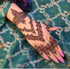 13 back hand mehndi design