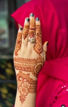 13 back hand mehndi design