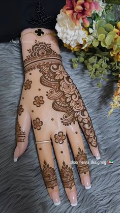 13 back hand mehndi design