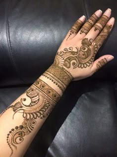 13 back hand mehndi design