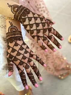 13 back hand mehndi design