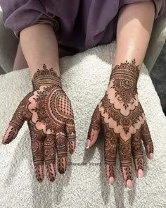 13 back hand mehndi design