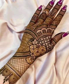 13 back hand mehndi design