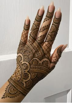 13 back hand mehndi design