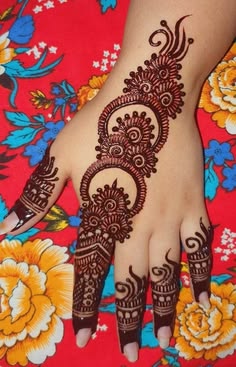 13 back hand mehndi design