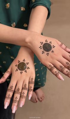 13 back hand mehndi design