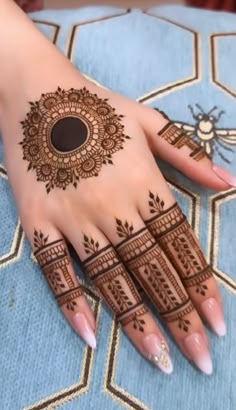13 back hand mehndi design