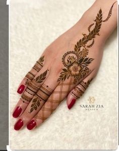back hand mehndi design girl