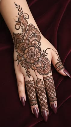 back hand mehndi design girl