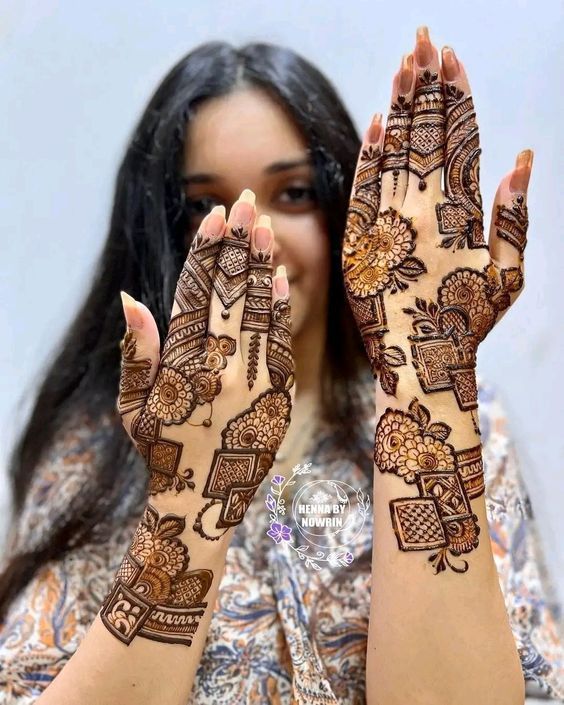 back hand mehndi design girl